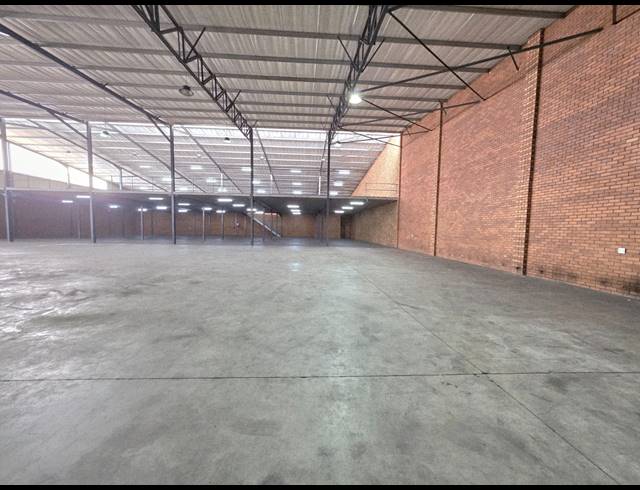 2,849M² WAREHOUSE TO LET IN ORMONDE